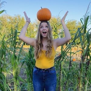 Meet your Posher, Clara